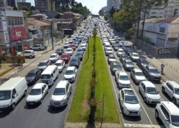 Paraná opta por não incluir o SPVAT no IPVA e Licenciamento de 2025 e isenta motos de IPVA