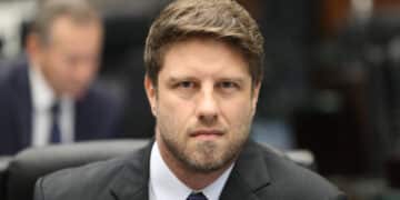 Requião Filho deixa o PT e confirma pré-candidatura ao governo do Paraná