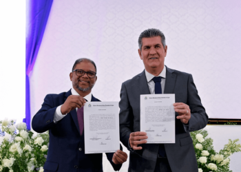 Bim e Dr. Pedro tomam posse em evento histórico e com grande apoio popular