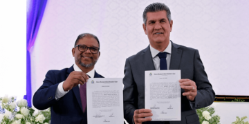 Bim e Dr. Pedro tomam posse em evento histórico e com grande apoio popular