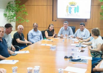 Prefeito Bim reúne secretários para dar início ao planejamento da nova gestão