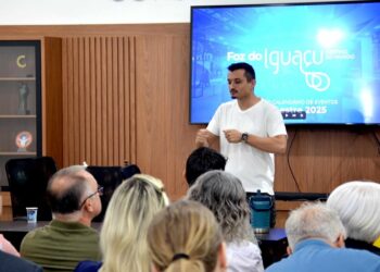 Foz do Iguaçu fortalece parcerias para promoção do Destino Iguaçu em 2025