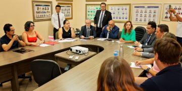 Representantes do SISMUFI e SINPREFI discutem reestruturação administrativa com vereadores