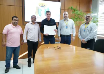 Prefeitura firma convênio com Banco do Brasil para crédito consignado a servidores