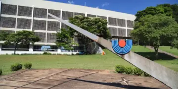Unioeste abre 336 vagas remanescentes para graduação em 2025