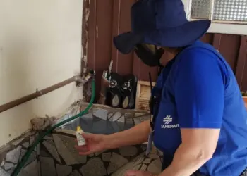 Sanepar vistoria imóveis para garantir uso correto da rede de esgoto