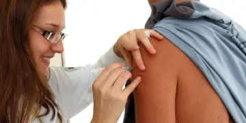 Foz do Iguaçu participa da Campanha Nacional de Vacinação contra o HPV até 17 de junho