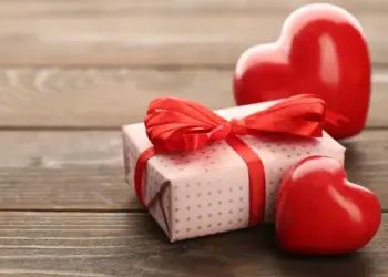 Seja menos carência, mais consciência: como não estragar sua relação