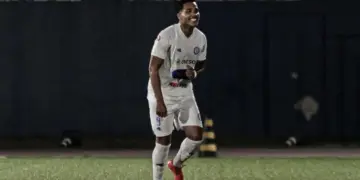 Goleada fora de casa e vaga garantida entre os quatro primeiros da competição com uma rodada de antecedência