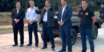 Feijão com arroz? Não! Prefeito começou pelo caviar