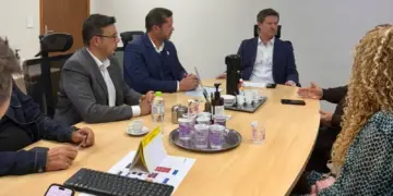 Vereador intermedia Centro de Educação no Trânsito com Detran-PR