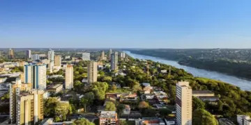 Foz do Iguaçu celebra 111 anos com orgulho e história viva