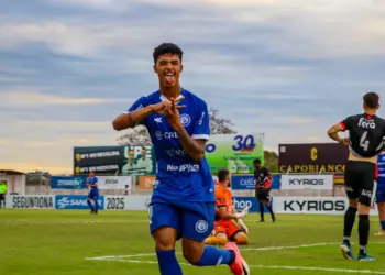 Foz F.C. é semifinalista da divisão de acesso com recorde de vitórias