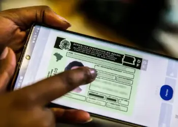 Governo estuda fim da autoescola obrigatória para baratear CNH