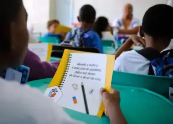 Paraná ainda tem 18 municípios sob risco de perder verba do Fundeb em 2026