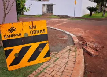 Câmara de Foz cobra Sanepar por obras inacabadas em ruas