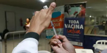 Estudo sul-coreano sugere ligação entre vacina de Covid e Alzheimer