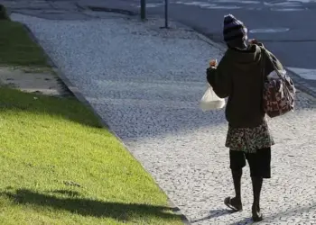 Projeto de lei propõe internação humanizada para população de rua