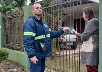 Sanepar lança pagamento com cartão na porta para evitar corte de água