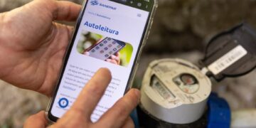 Sanepar oferece serviço de autoleitura do hidrômetro para clientes