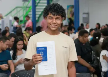 Câmara cobra prefeitura sobre vagas para jovens em empresas contratadas