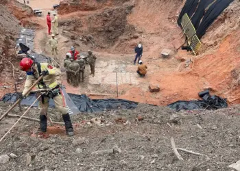 Polícia encontra mil vestígios de vítimas de explosão em fábrica