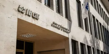 IBGE abre concurso para contratar 9.580 servidores temporários