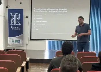 Foz lança aplicativo com IA para censo da população de rua