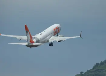 Passagens para novos voos em Foz e Curitiba já estão à venda