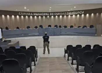 Gaeco prende três e afasta presidente da Câmara de Quedas do Iguaçu