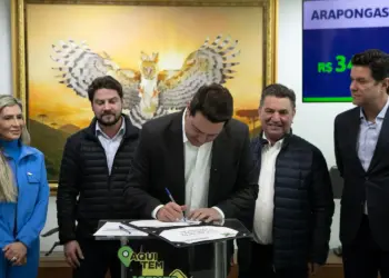 Governo do Paraná libera R$ 257 milhões para asfalto em grandes cidades