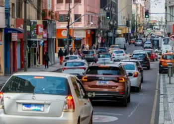 Emplacamentos no Paraná crescem 11% após anúncio de redução do IPVA