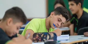 Programa reserva 4 mil vagas em universidades do PR para alunos da rede pública