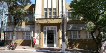 Prefeitura de Foz busca solução para rombo de R$ 900 milhões na previdência