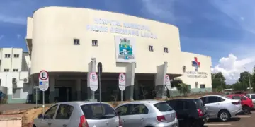 Médicos sem receber e exames parados