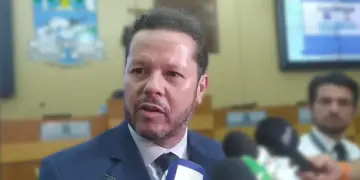 Pedido de afastamento de Paulo Debrito é protocolado na Câmara de Foz do Iguaçu