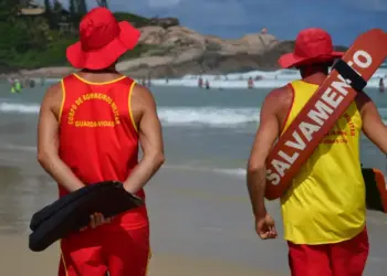 Edital abre seleção para Curso de Guarda-Vidas Civil Voluntário no Paraná