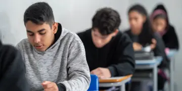 Saeb entra na reta final com mais de 200 mil alunos avaliados na rede estadual