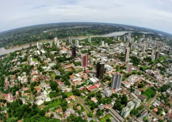 Nova lei em Foz do Iguaçu ajusta cobrança da tarifa de lixo para imóveis de menor renda
