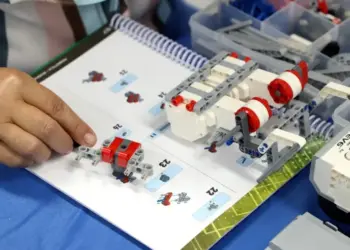 TCE-PR suspende licitação do Consórcio Ciedepar para kits de robótica educacional