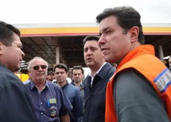 Governador sanciona lei que prevê auxílio para famílias de Rio Bonito do Iguaçu