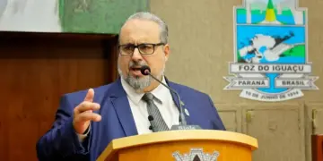 Projeto que altera Prêmio da Imprensa causa debate sobre liberdade de expressão