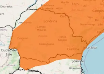 Inmet emite alerta laranja para tempestades e ventos fortes no Paraná