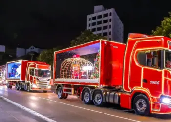 Caravana de Natal da Coca-Cola percorre Foz nesta quinta-feira (27)