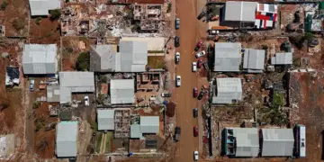 Reconstrução avança e Rio Bonito do Iguaçu planeja concluir coberturas no fim de semana