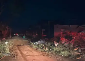 Ciclone extratropical deixa 290 mil imóveis sem energia no Paraná