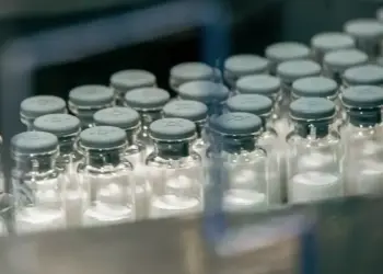 Vacina do Butantan contra dengue deve ser aprovada pela Anvisa até a próxima semana