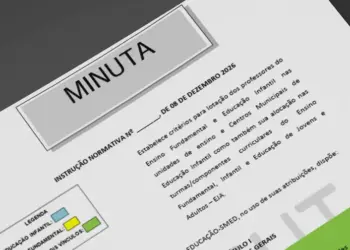 Uma mudança curricular que atropela a lei e a democracia