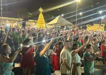 Natal das Cataratas reúne grande público na abertura oficial em Foz do Iguaçu