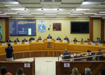 Câmara aprova criação de 22 vagas de Educador Social em Foz do Iguaçu